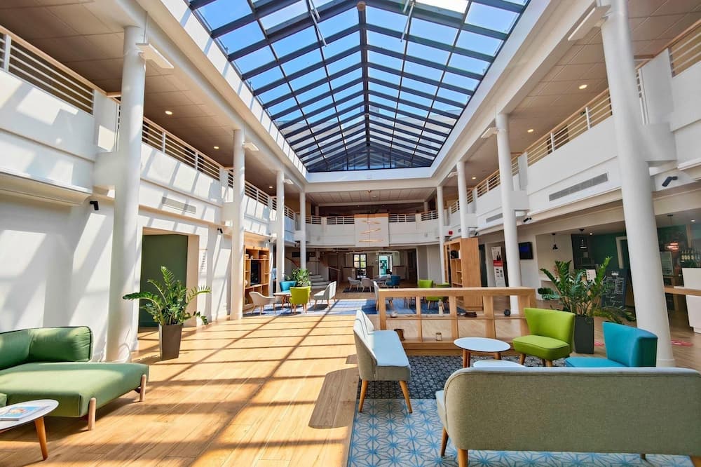 Holiday Inn Calais-Coquelles by IHG