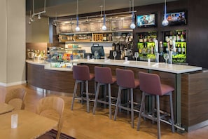 Se sirven desayunos y cenas