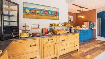 Daily buffet breakfast (EUR 16 per person)