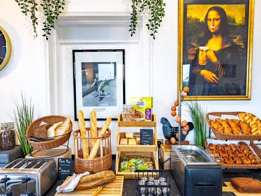 Daily buffet breakfast (EUR 12 per person)