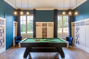 Billards