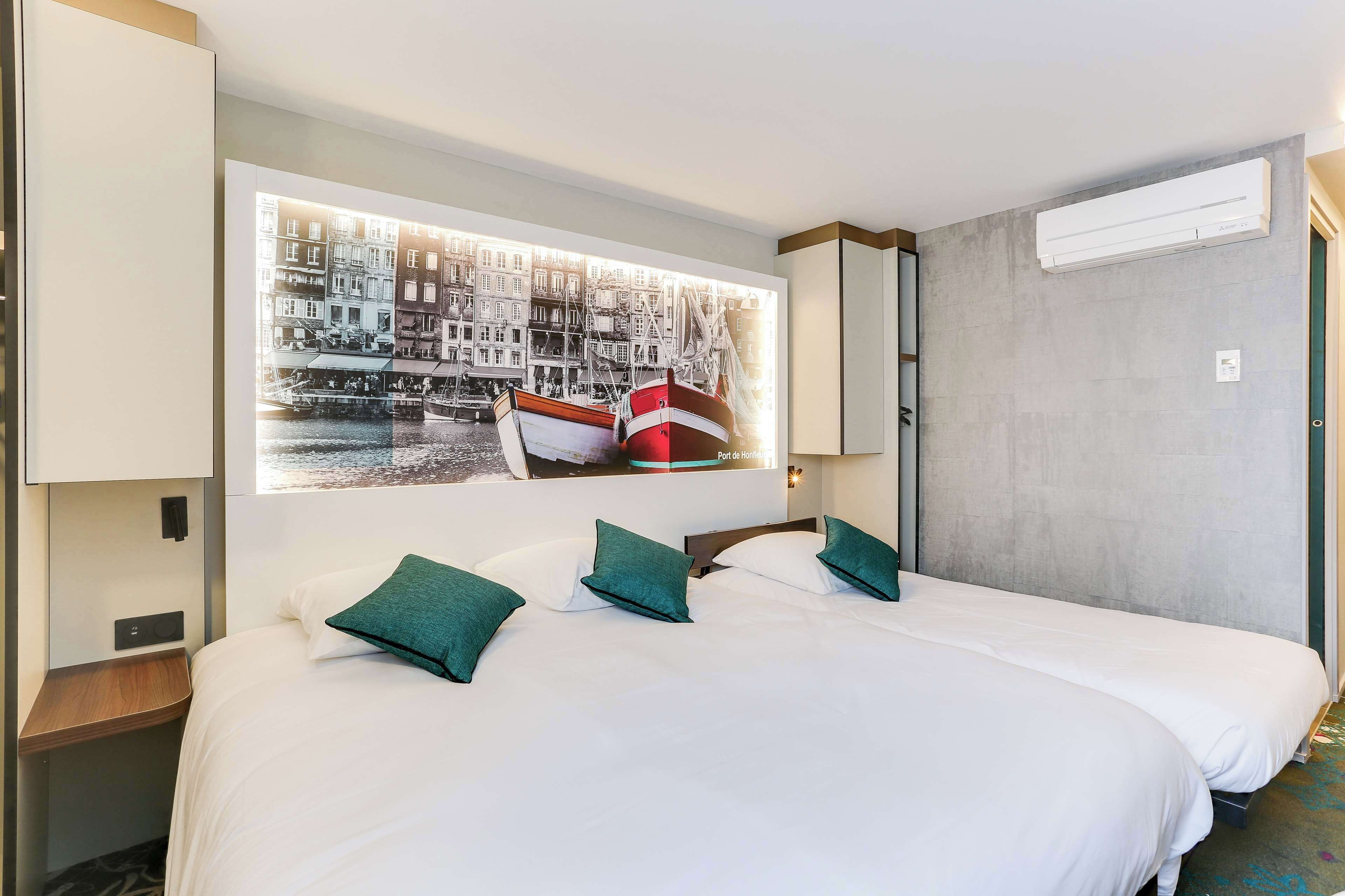 Foto - Brit Hotel Caen Nord - Mémorial