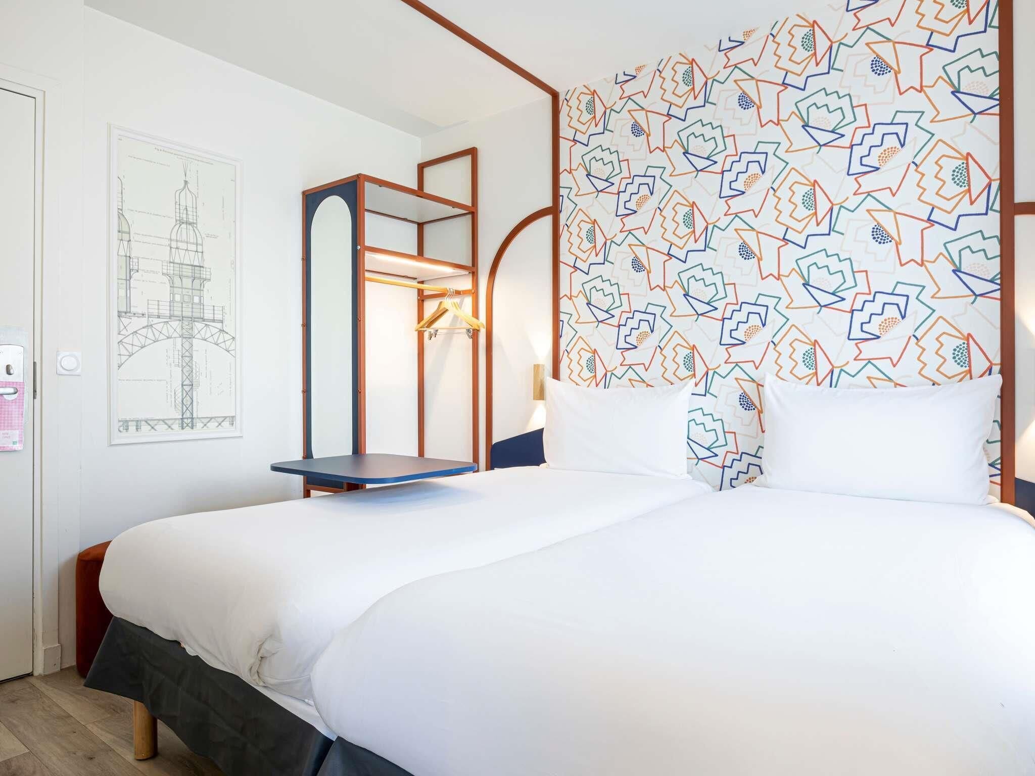 Standard Room, 2 Single Beds | Premium bedding, pillow-top beds, blackout curtains, soundproofing