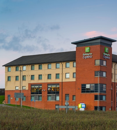 Holiday Inn Express London Luton Airport by IHG