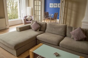 Apartment, 1 Bedroom (Extended Stay) | Living area