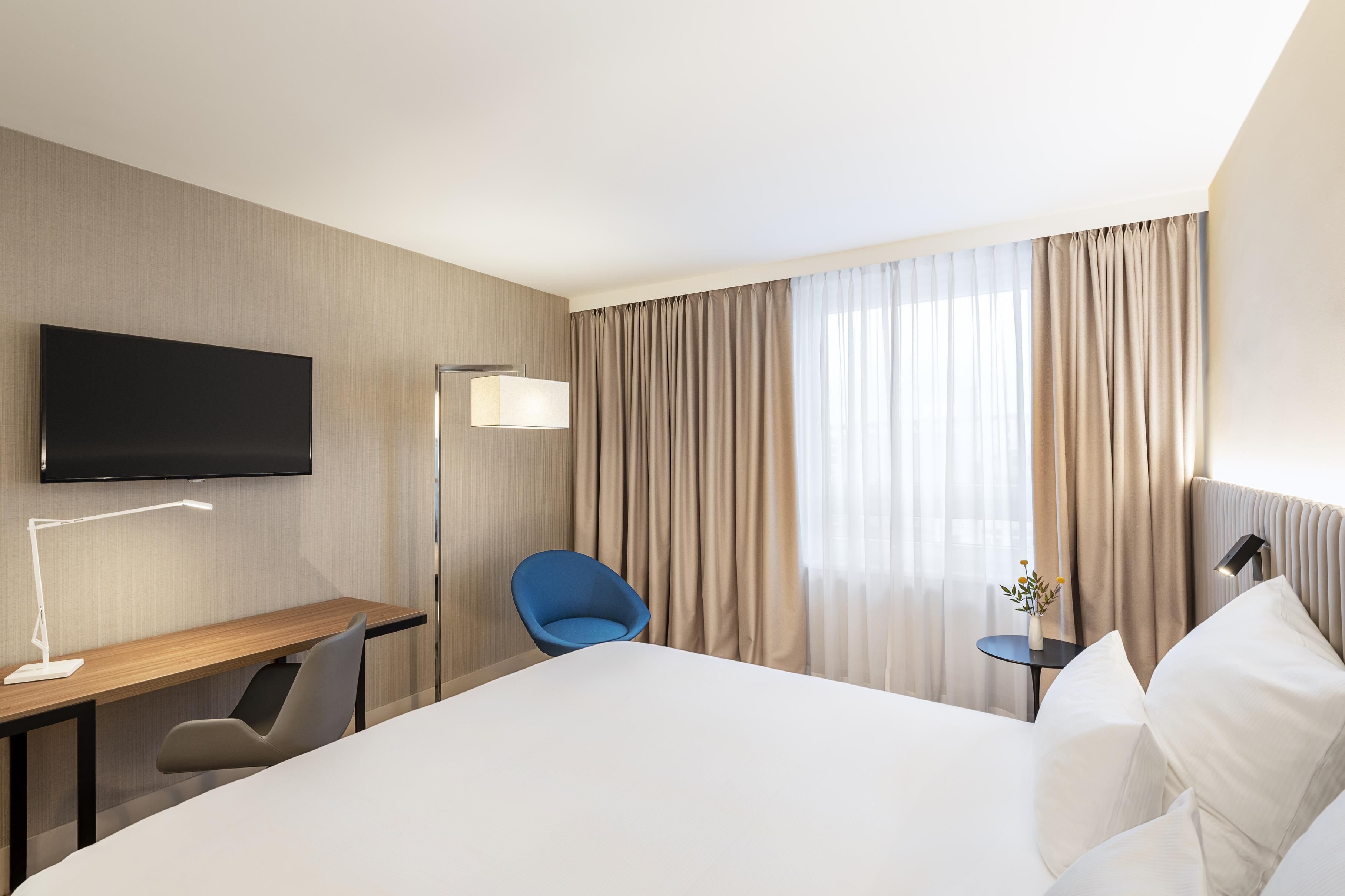 Allergikerbettwaren, Pillowtop-Betten, Zimmersafe, Schreibtisch