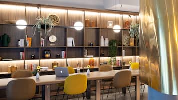 Bar (in der Unterkunft)