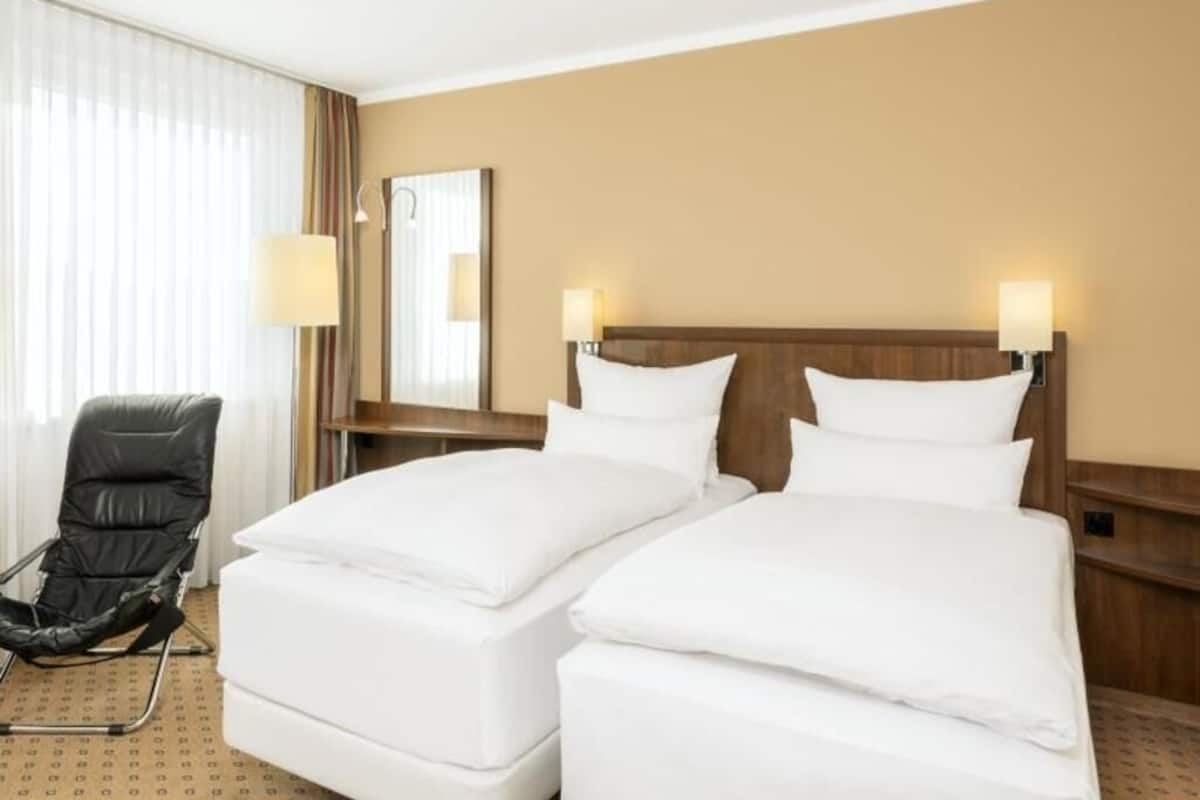 Literie de qualité supérieure, surmatelas, minibar