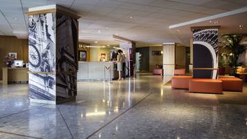 Mostrador para check-in y check-out