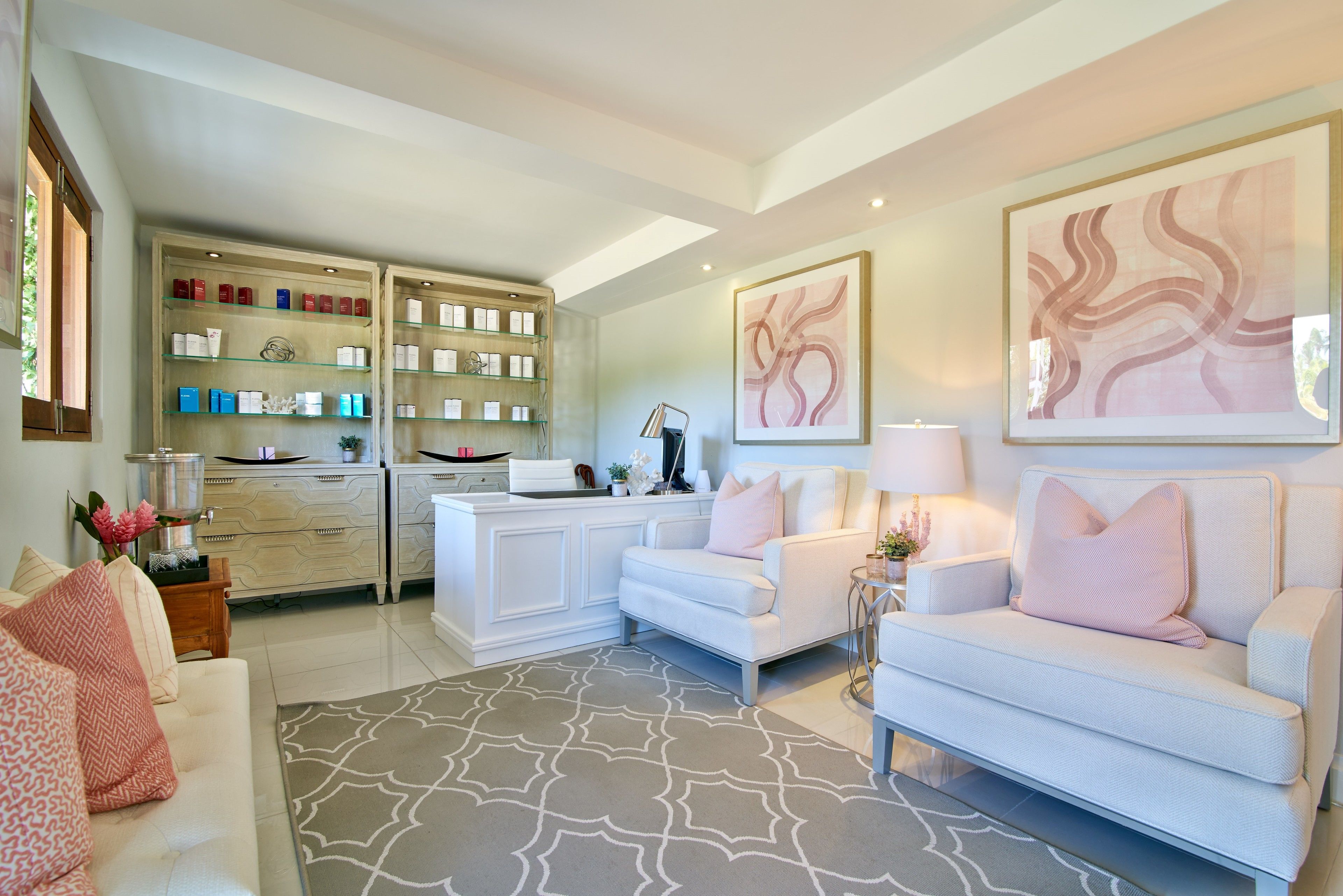 Couples treatment rooms, body treatments, aromatherapy