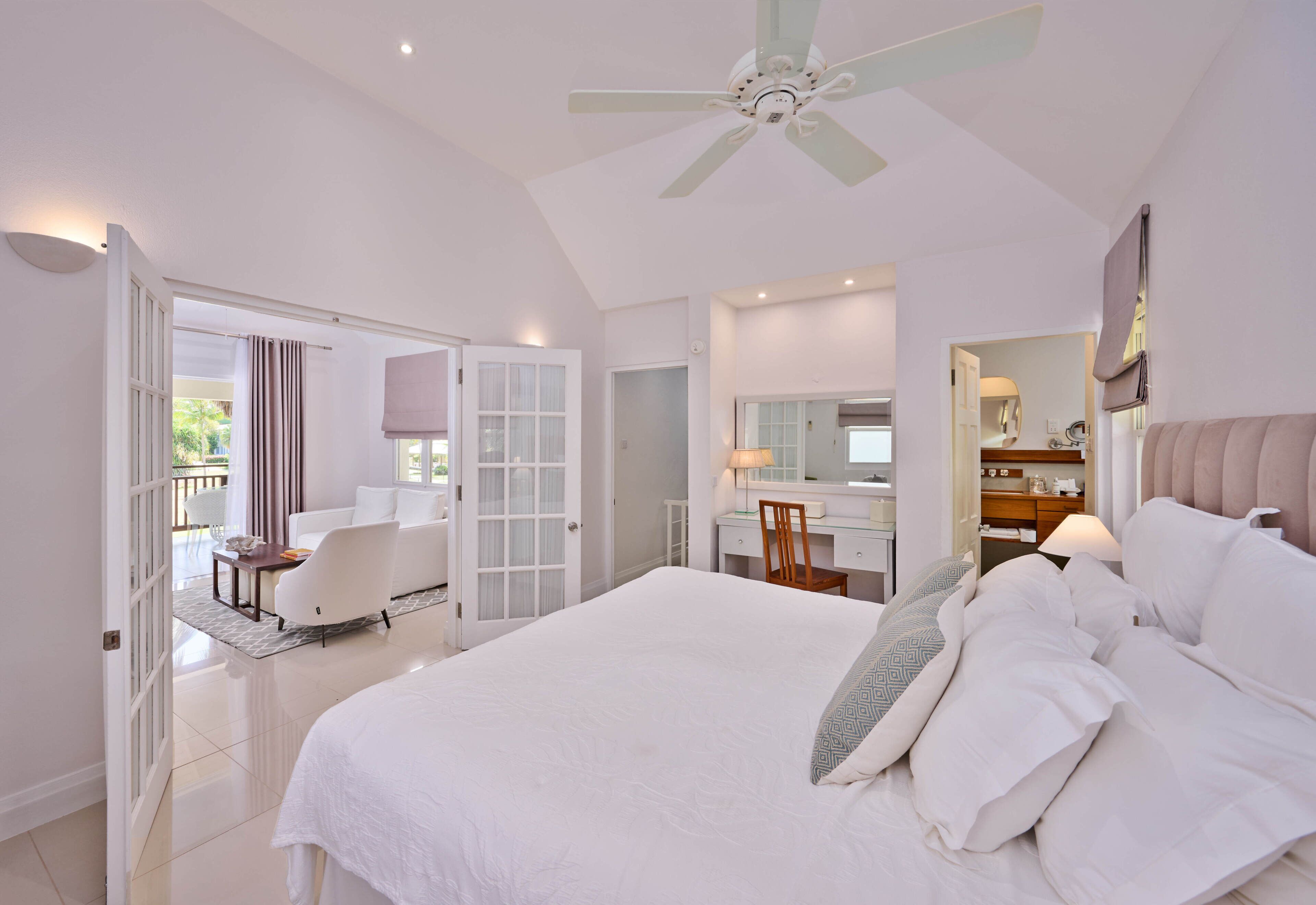 Photo - Calabash Hotel