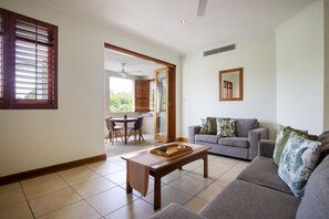 TV - The Mediterranean Port Douglas (Port Douglas)