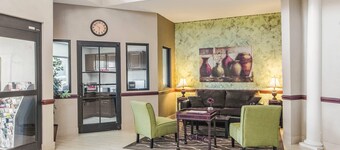 Quality Suites Graham - Burlington South