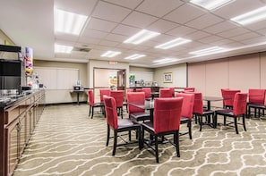 Desayuno continental incluido todos los días