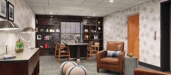 Four Points by Sheraton Raleigh Arena