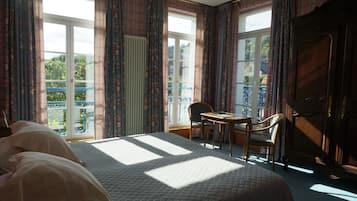 Deluxe Double Room | In-room safe, individually decorated, blackout drapes, cribs/infant beds
