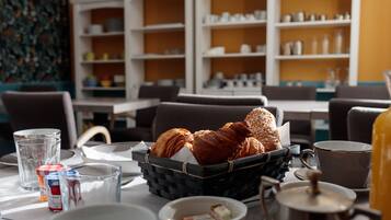 Daily buffet breakfast (EUR 13 per person)