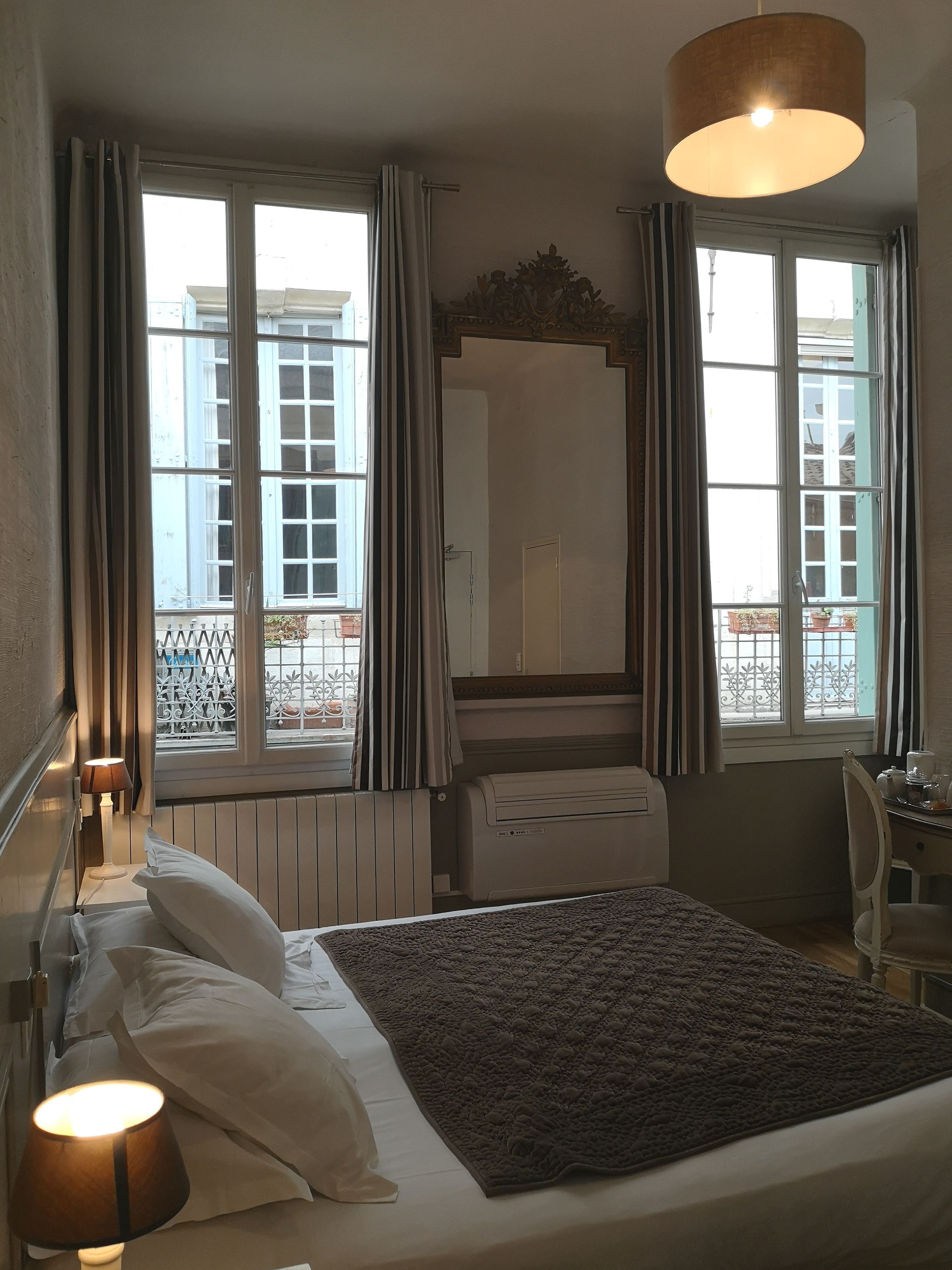 Photo - Hôtel De L'Amphithéâtre