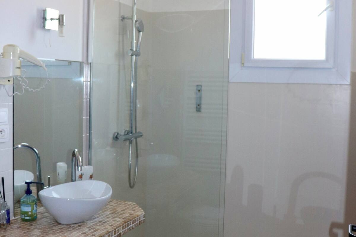 family room | bathroom | free toiletries, hair dryer, towels