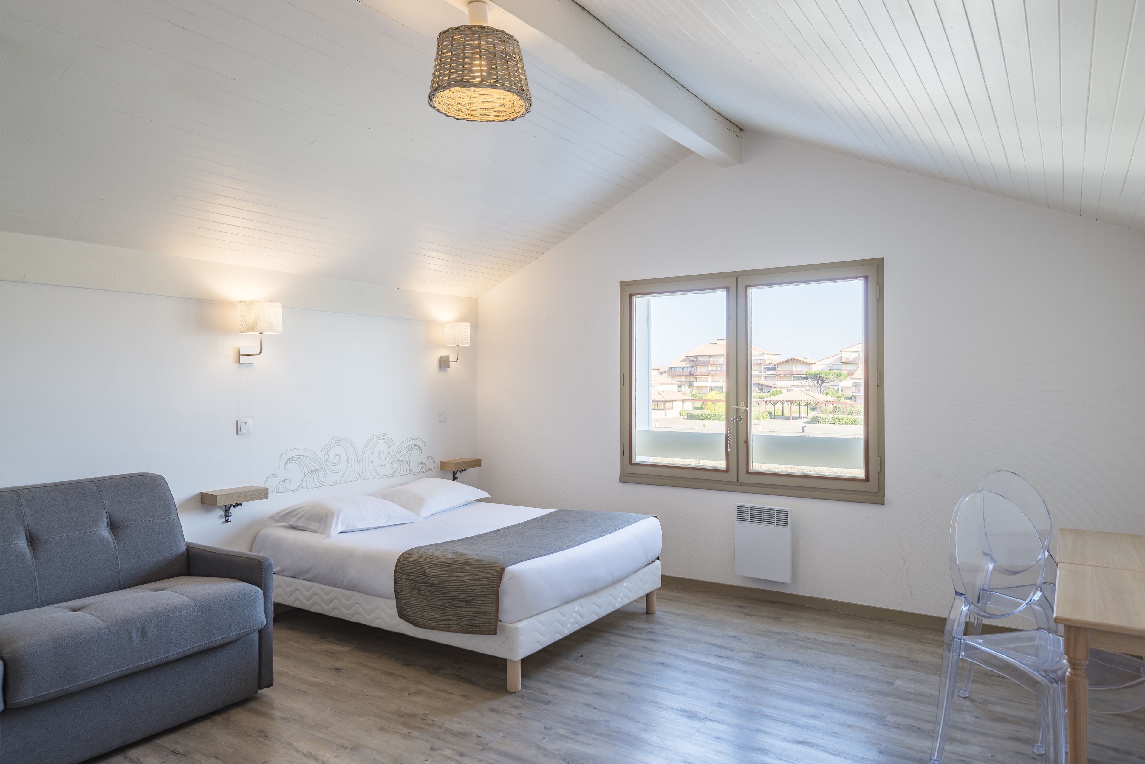 In-room safe, desk, iron/ironing board, free cots/infant beds