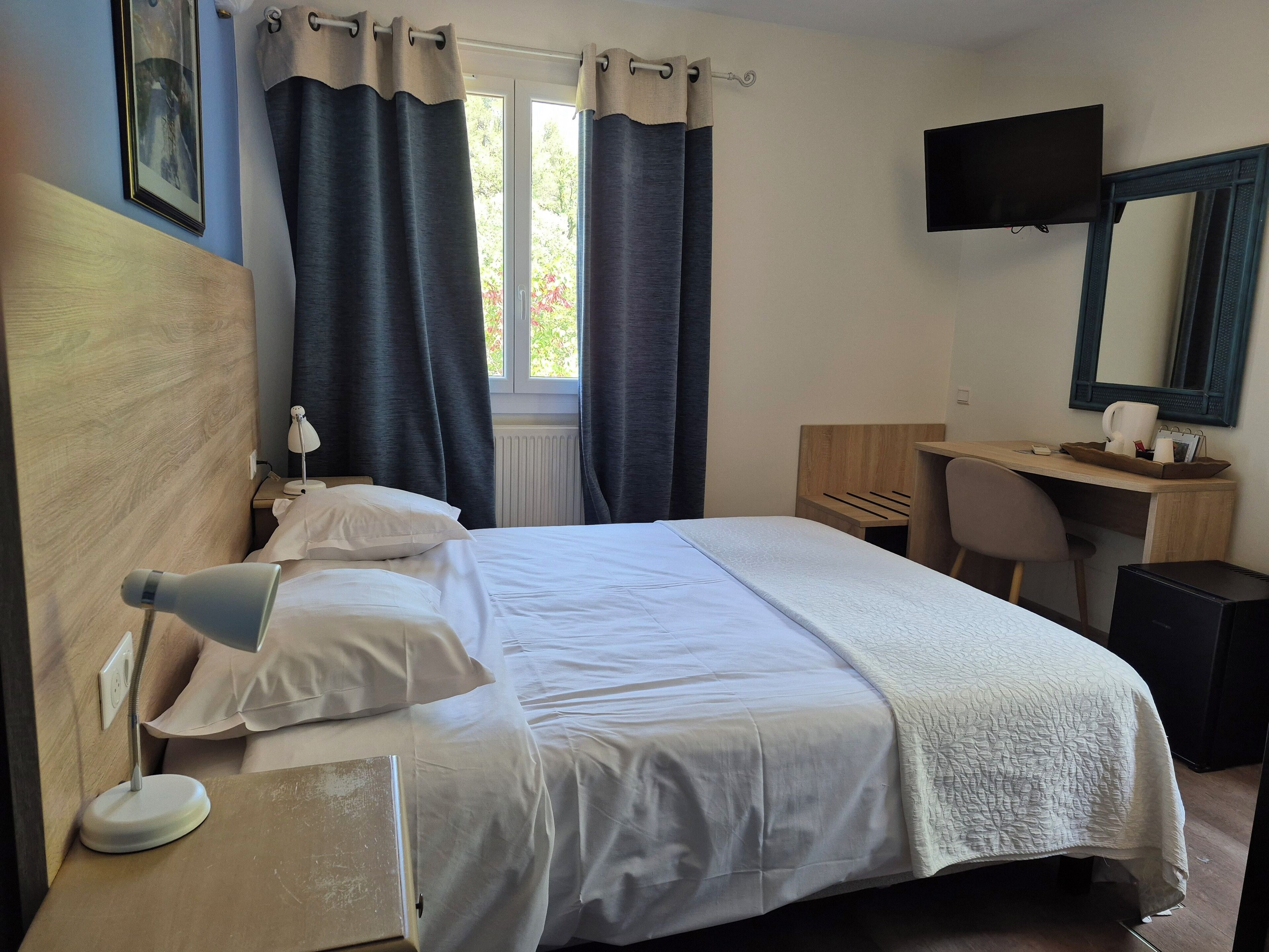 Minibar, in-room safe, individually decorated, desk