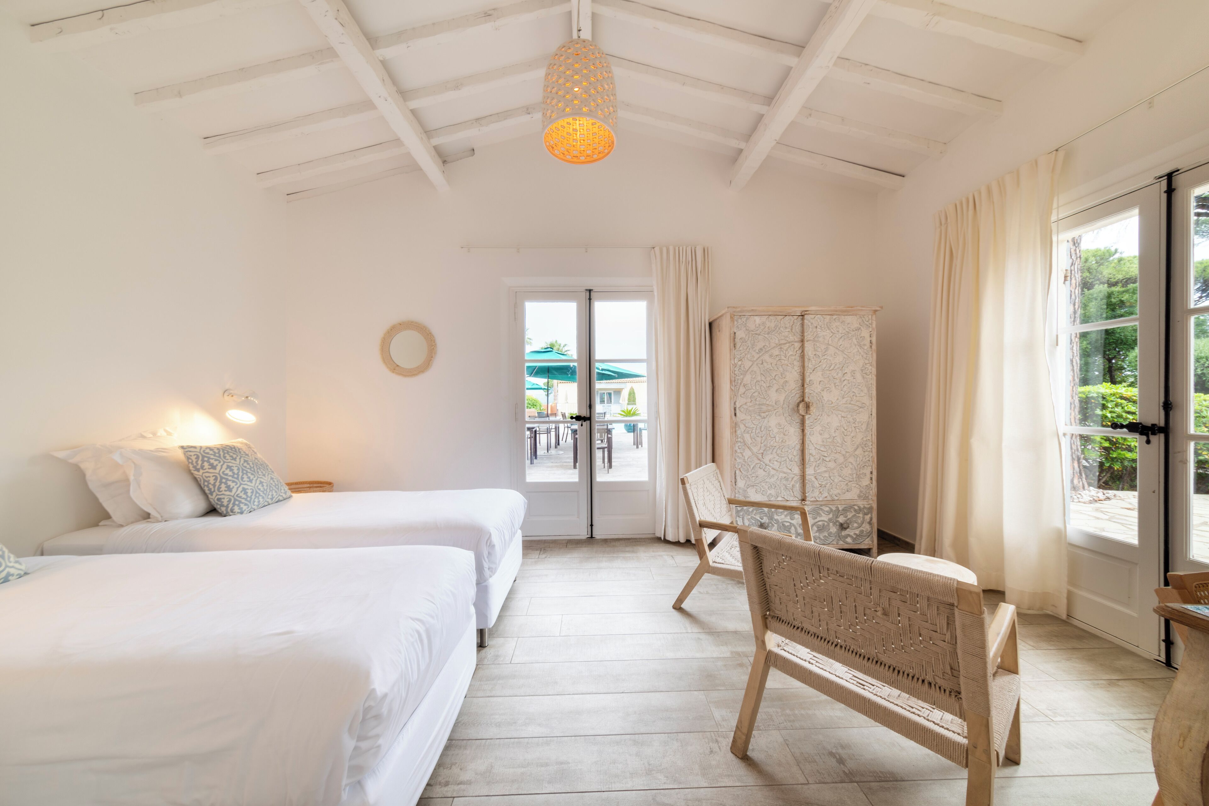 family room | 1 bedroom, minibar, in-room safe, individually decorated