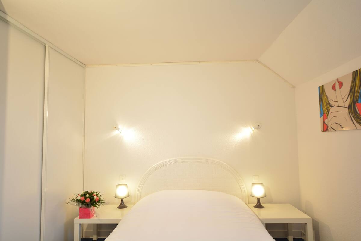 Duplex (3 pax) | In-room safe, desk, free cots/infant beds, rollaway beds
