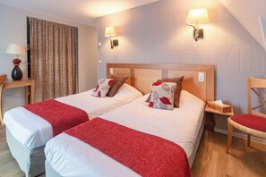 Standard Double or Twin Room | Blackout drapes, iron/ironing board, free WiFi, bed sheets