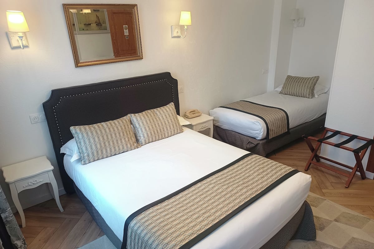 Literie de qualité supérieure, décoration personnalisée, bureau