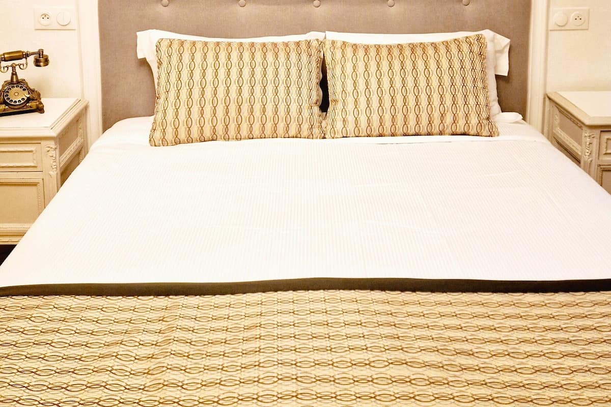 Superior Double Room | Premium bedding, individually decorated, desk, blackout curtains