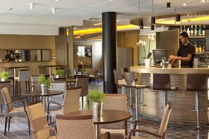 Bar (in der Unterkunft)