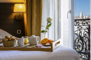 Coffres-forts dans les chambres, chambres insonorisées