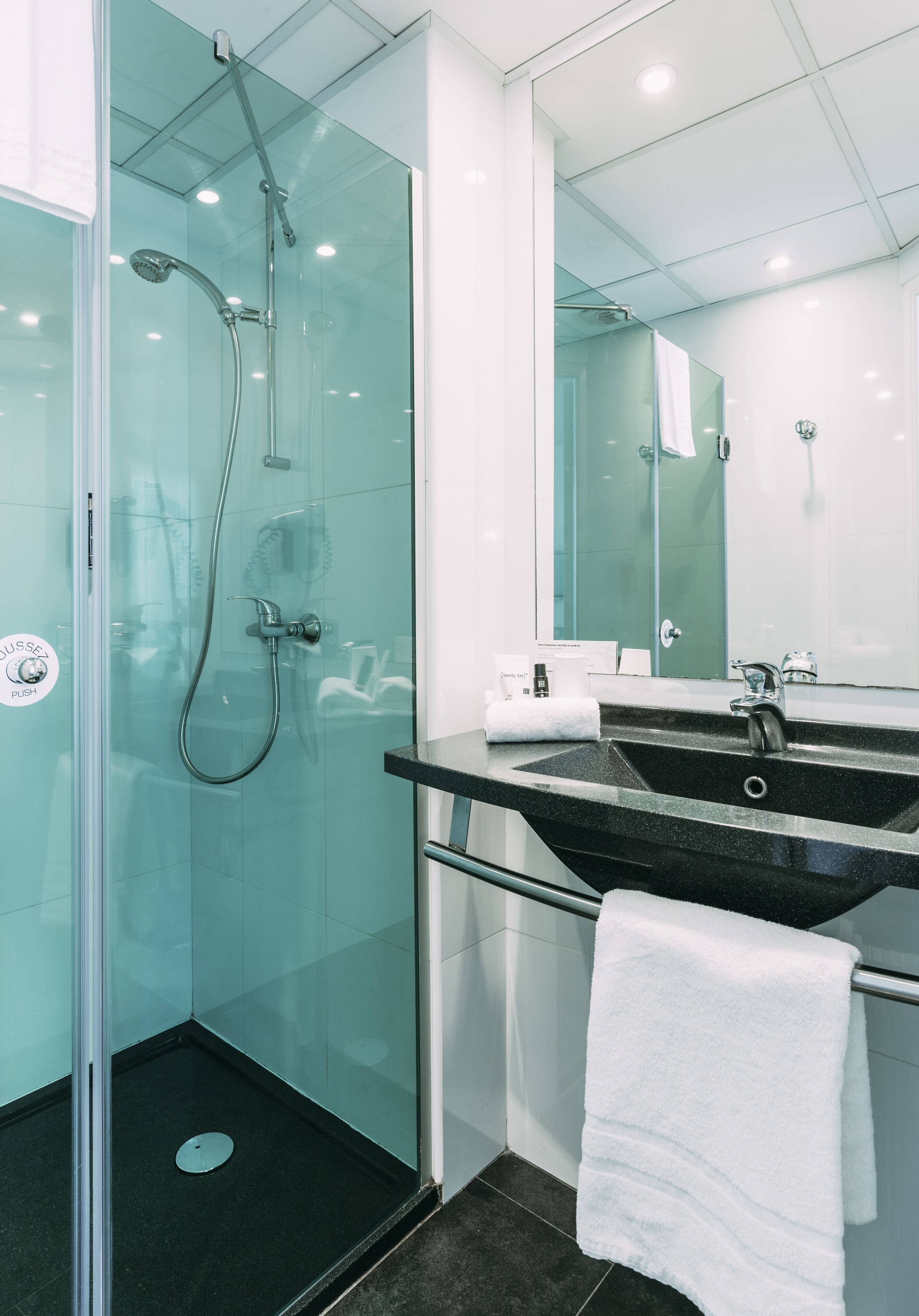 deluxe triple room, multiple beds | bathroom | shower, free toiletries, hair dryer, towels