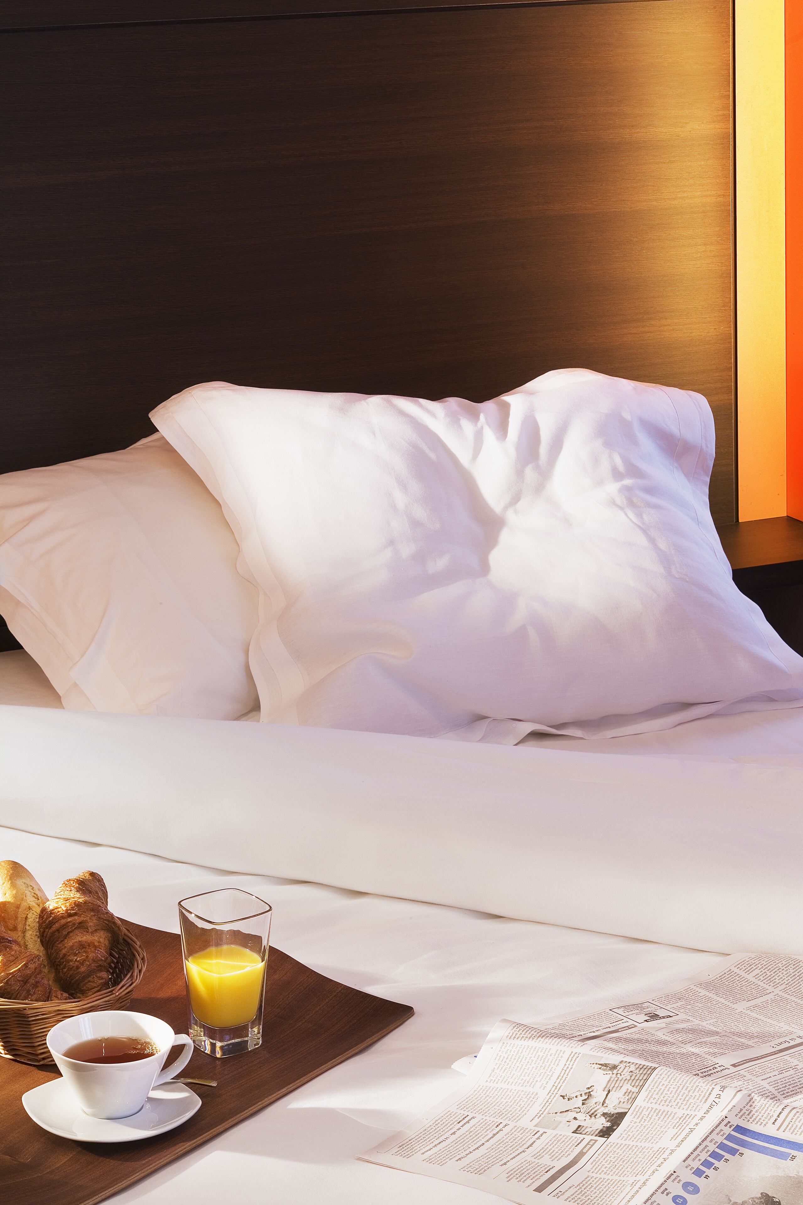 in-room safe, desk, soundproofing, free wifi