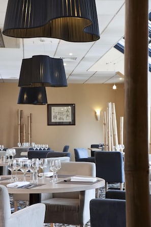 Breakfast served - Oceania Rennes (Saint-Gregoire)