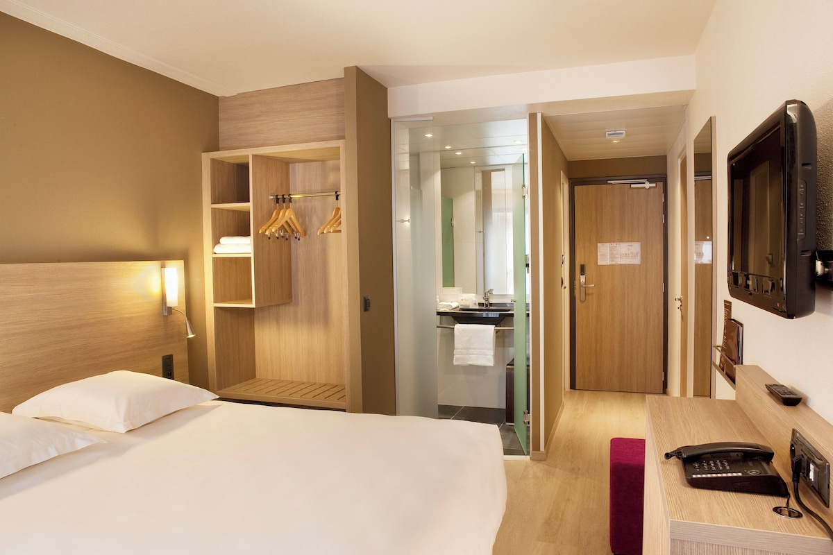 Comfort Twin Room, sleeps 2