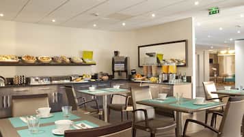 Daily buffet breakfast (EUR 16 per person)