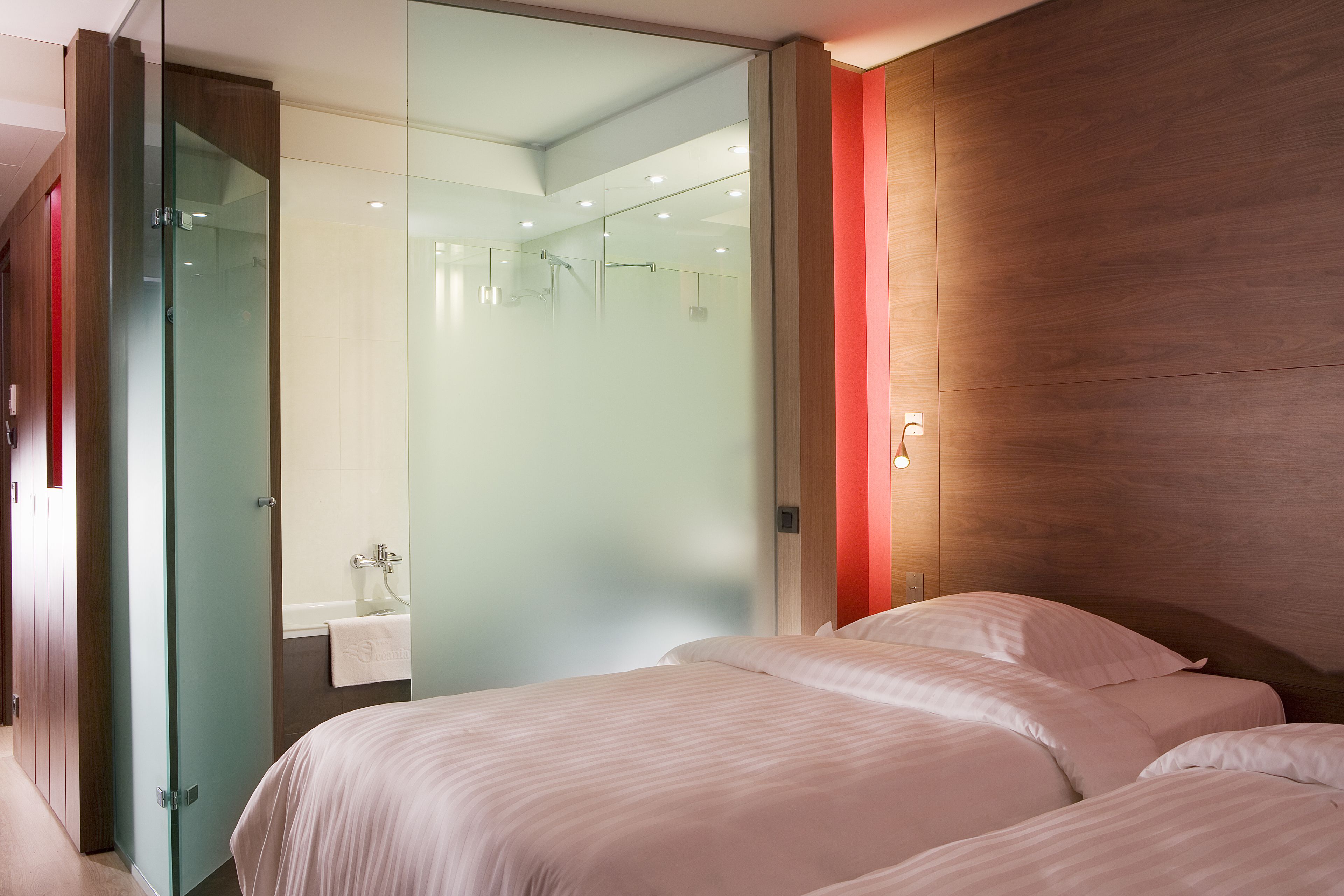 premium bedding, in-room safe, desk, soundproofing