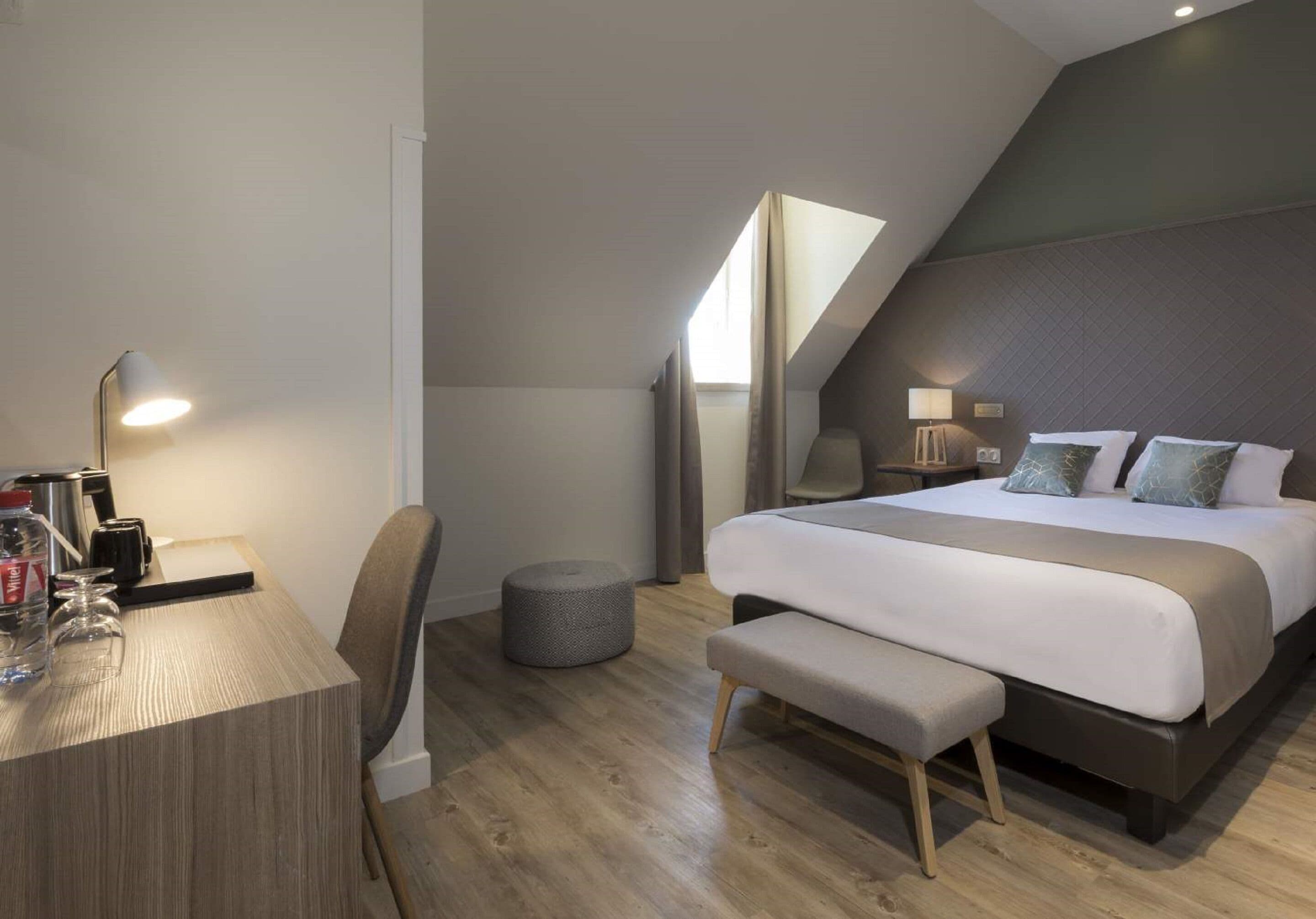 traditional double room | 1 bedroom, in-room safe, individually furnished, free wifi