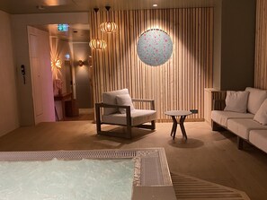 Couples treatment room(s), body treatments, facials, massages