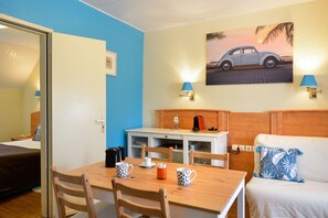 Suite Familiale Confort 1 ou 2 personnes | 1 chambre, literie de qualité, système d’insonorisation