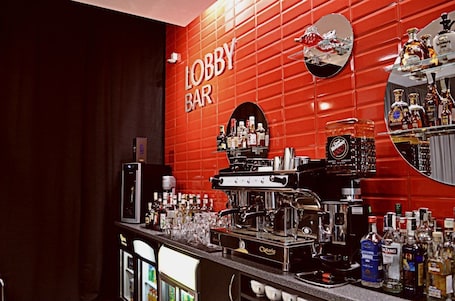 Bar (en el alojamiento). Hotel Belarus Brest