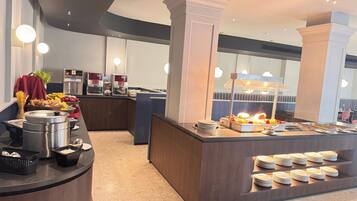 Daily buffet breakfast (EUR 10 per person)