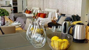 Apartment, 1 Bedroom | Room amenity