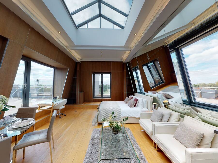 Loftsleilighet – executive, 1 dobbeltseng, kjøkken | Safe på rommet, lydisolert, strykejern/-brett og wi-fi (inkludert)