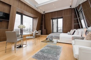 Executive Penthouse, 1 Double Bed, Kitchen | Living area - The Harrington - Gloucester Road - 1 Harrington Gardens (London)