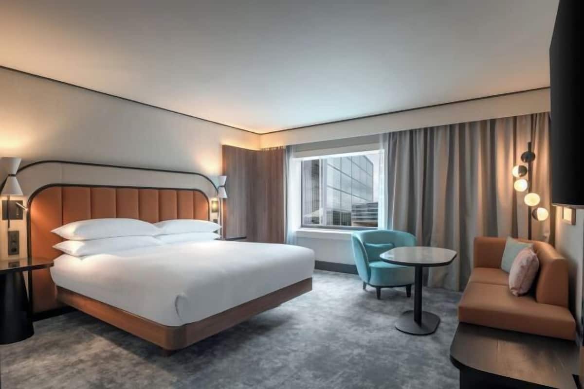 Minibar, in-room safe, desk, soundproofing