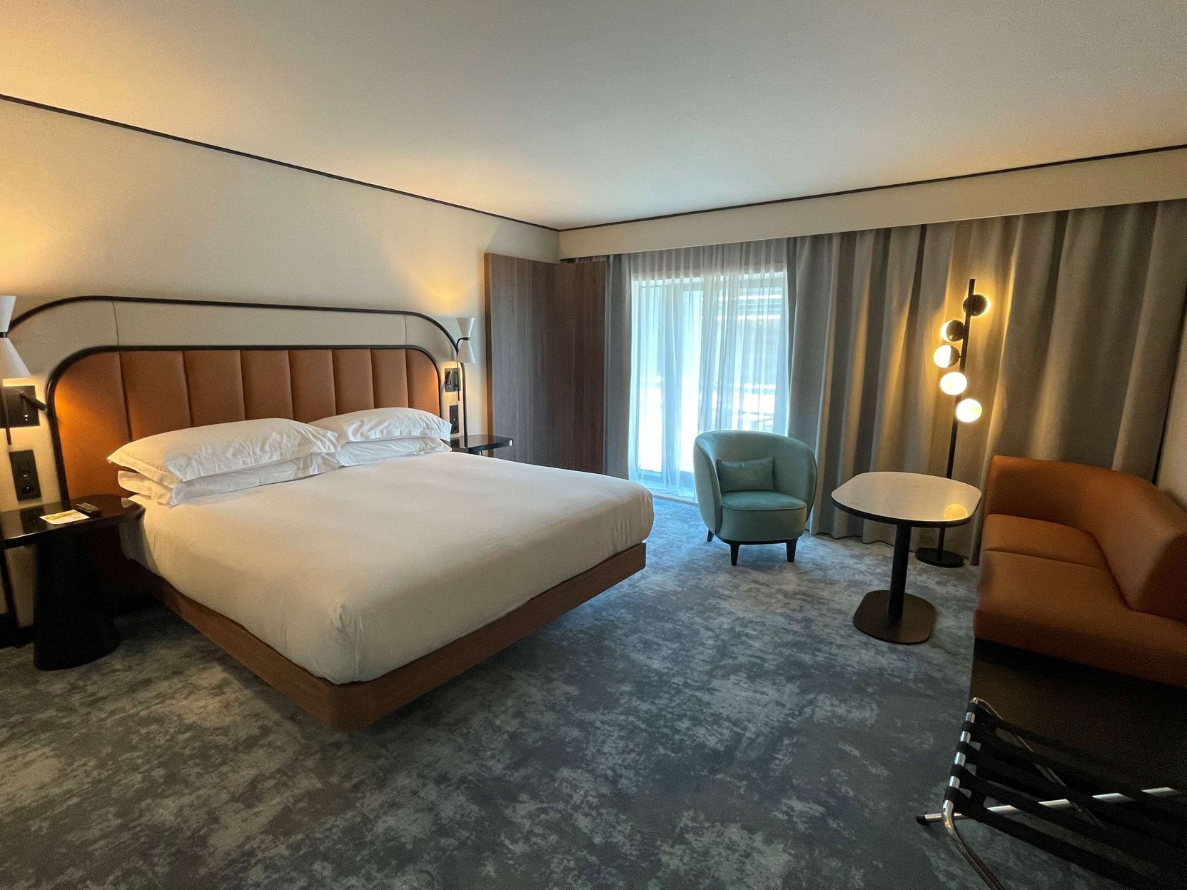 Minibar, in-room safe, desk, soundproofing