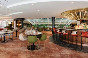 Breakfast, lunch and dinner served