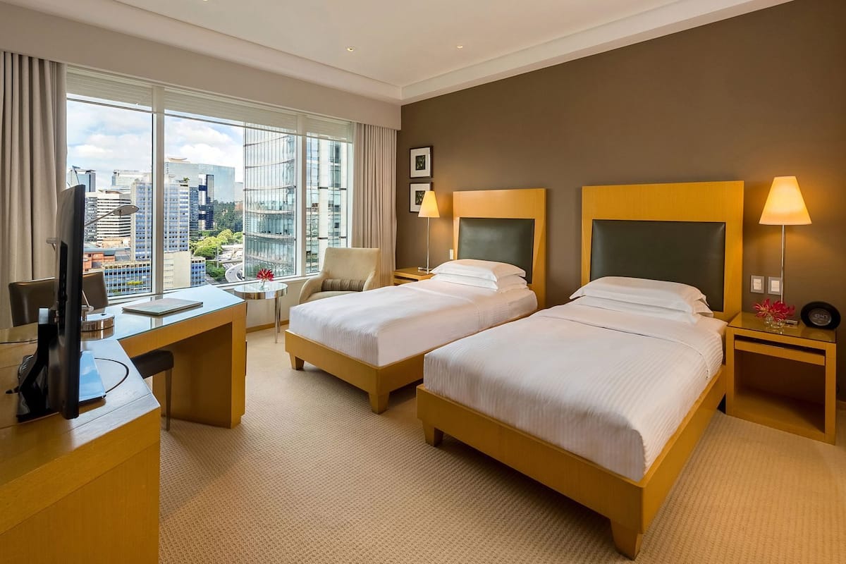 Egyptian cotton sheets, premium bedding, minibar, in-room safe